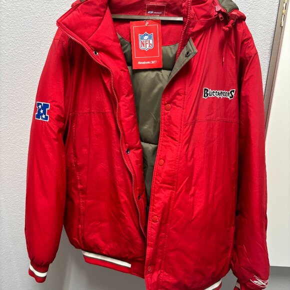 NFL Tampa Bay Buccaneer Jacket - Brand New - XL - Picture 2 of 4